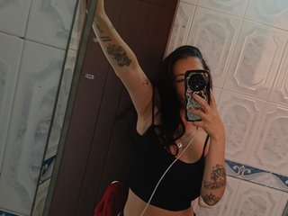 Mia_Laurentt