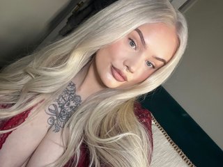 Mia_Mack