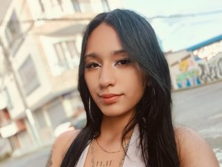 MiaaQuinn