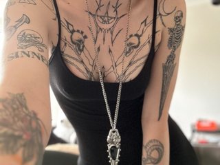 Miss_Milf_Newt