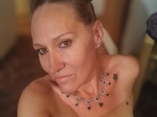 MistressAnikaFoxx