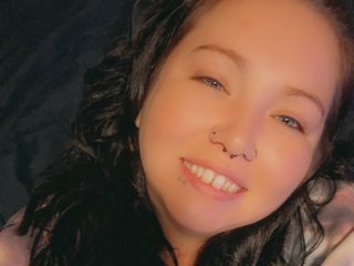 MommaFeather28