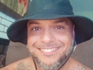 Mrcunnilinguist69