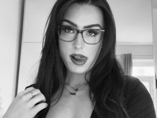 MuscleMILF_uk