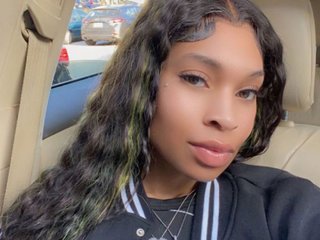 NaomiMilian