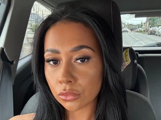 NaughtyNaomiii