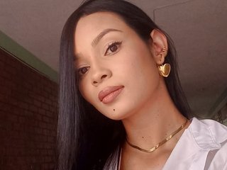 NicolleNaughty