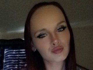 NikkiLeeXX