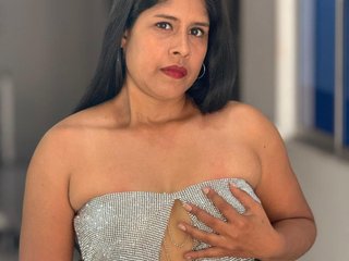 NinaNaughtty