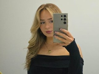 PeachTeaseXo