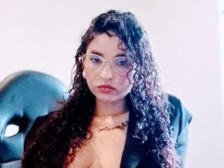 Penelope_Cox