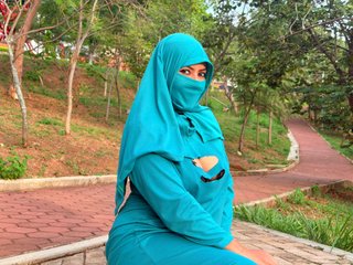 Qamar_Khalifa