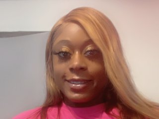 QueenAsiaDoll