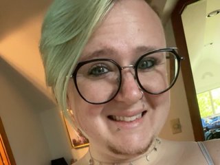 QueerlyJaz
