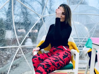 REBECKA_HOT
