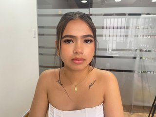 RoxanneJamess