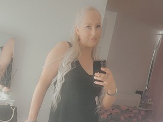 RoxyLee_x