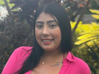 Sara_latinahot