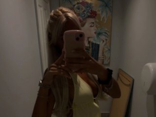 Secret_Sabrina