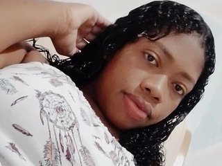 Shantalhot33