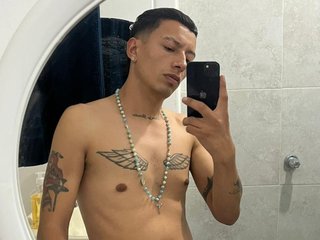 Strongbrwon
