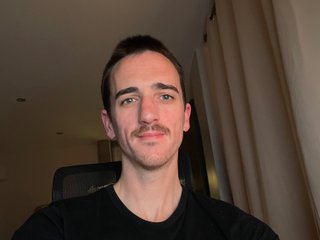 Tallwhiteboy1033