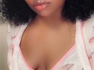 ThickCaramelizedGoddess20