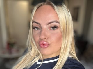 UrFavBlondie_xx