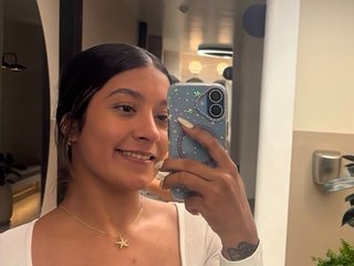 Valentina_Lugo