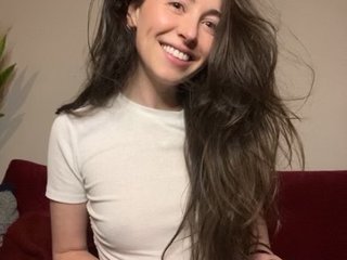 VerityDawnUK room chat