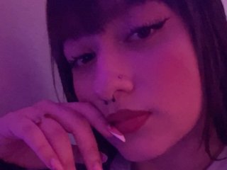 Veronica_Black69