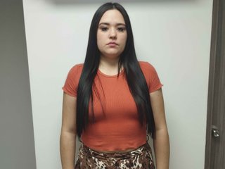 Victoria_Lux