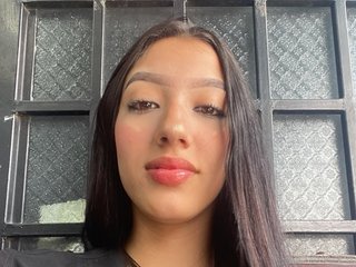 Vivi_Sweet