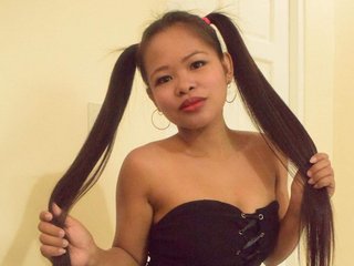 Young_asian_and_sexy