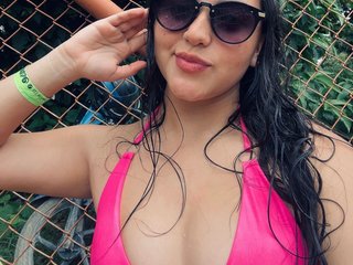 ZoeMartinezPetite