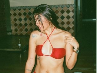 anya_jones