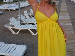 blondeangel_4u2 room chat