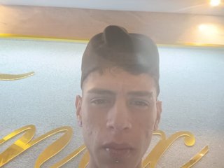 dominic_bigcock19