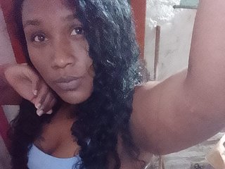 mimi_curvaceous