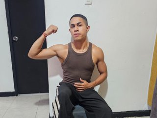 muscle_bigcock