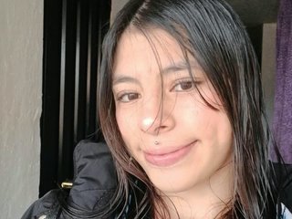 sasha_petitte