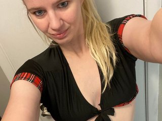 sexysandy99 on Streamate