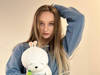 zoi_doll