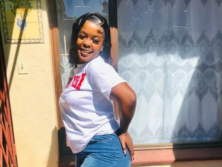 APPLEASSDIVA25 webcam profile - South African