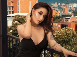 streamate alaiahmoon webcam profile pic via livesexr.com