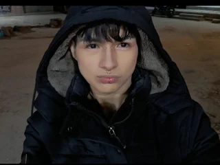 aleaurarashi from jerkmate