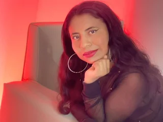 amateursex-livecam.com alexasquirtt livesex profile in curvy cams