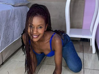 streamate aliislove webcam profile pic via sexcityguide.com