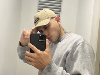 AnderPerez - Streamate Teen Sextoys Footjob Boy 