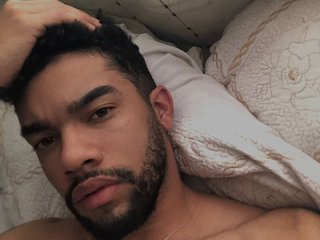 Andresnoir Live Webcam on Streamate